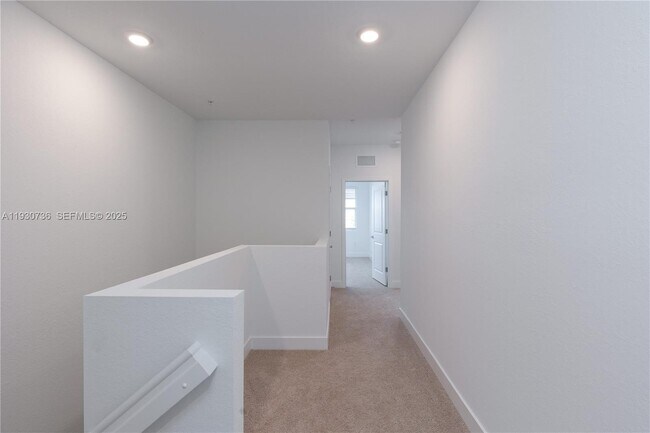 Building Photo - 17174 SW 2nd St