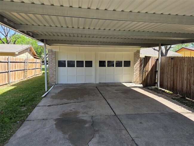 Building Photo - 4773 Stallcup Dr