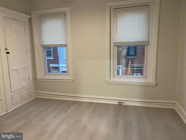 Building Photo - 1919 N Patton St