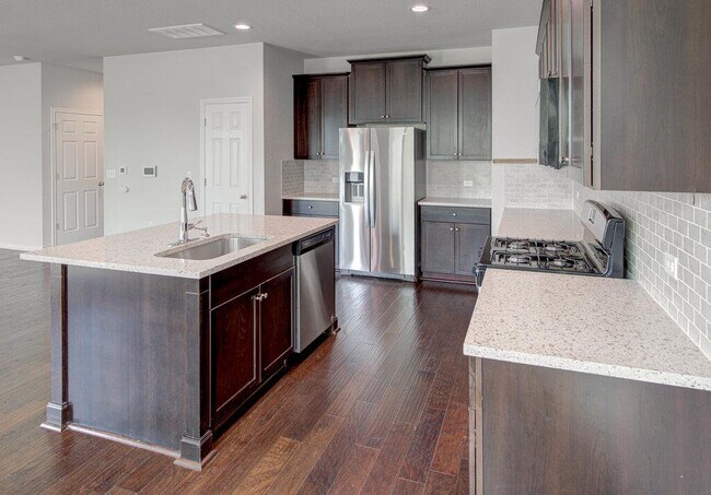 Building Photo - 11820 Coyote Call Way