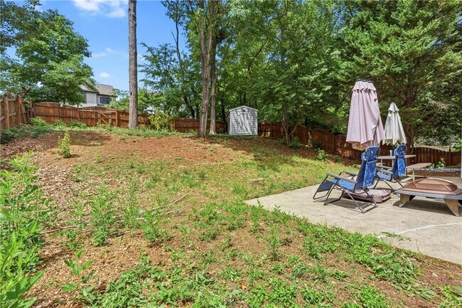 Building Photo - 374 Ivy Glen Cir