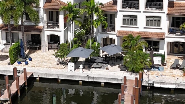 Building Photo - 105 Isle of Venice Dr