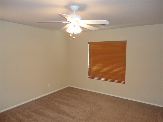 Building Photo - 3927 S Napa Ln