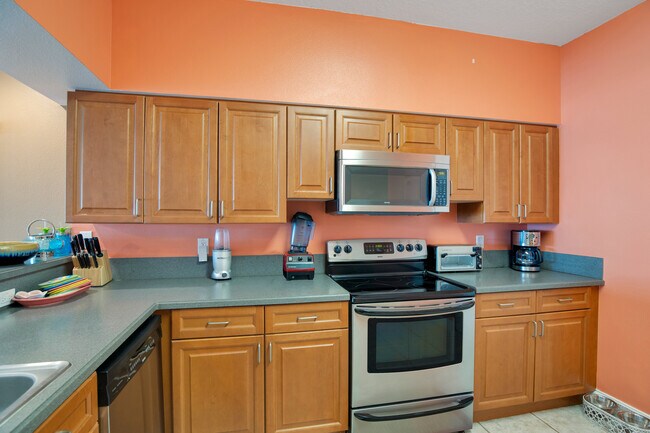 Building Photo - 125 Pulsipher Ave