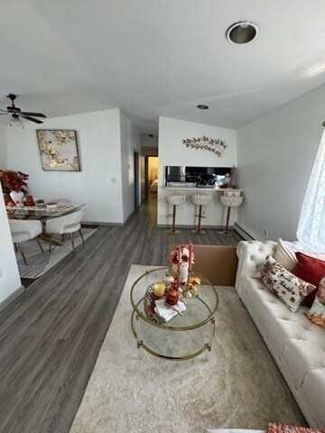 Building Photo - 90 Timson St