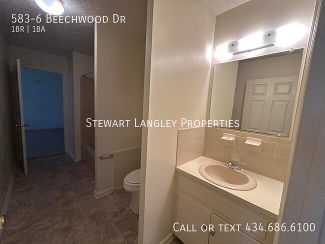 Building Photo - 583 Beechwood Dr