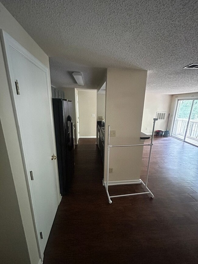 Building Photo - Freshly Renovated 3BR Condo Steps from UNC...