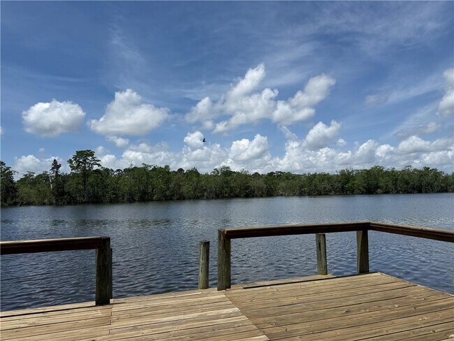 Building Photo - 3512 Shadowwood Ct