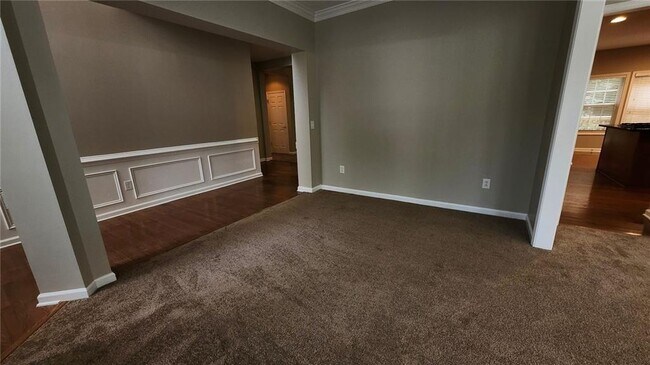 Building Photo - 7662 Forest Glen Way