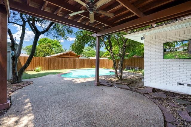 Building Photo - 7119 Bennington Dr