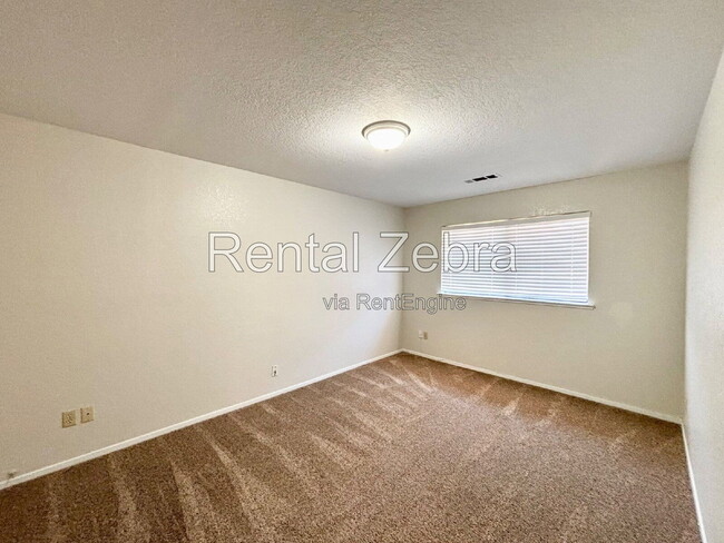 Building Photo - 3357 San Ramon Ct