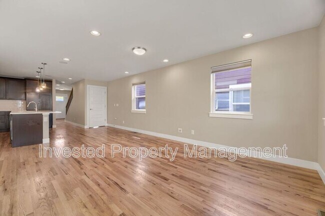 Building Photo - 3344 N Williams St