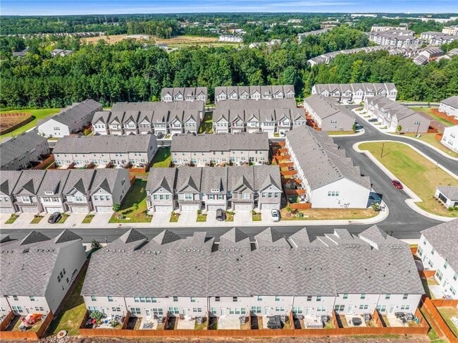 Building Photo - 7673 Squire Ct