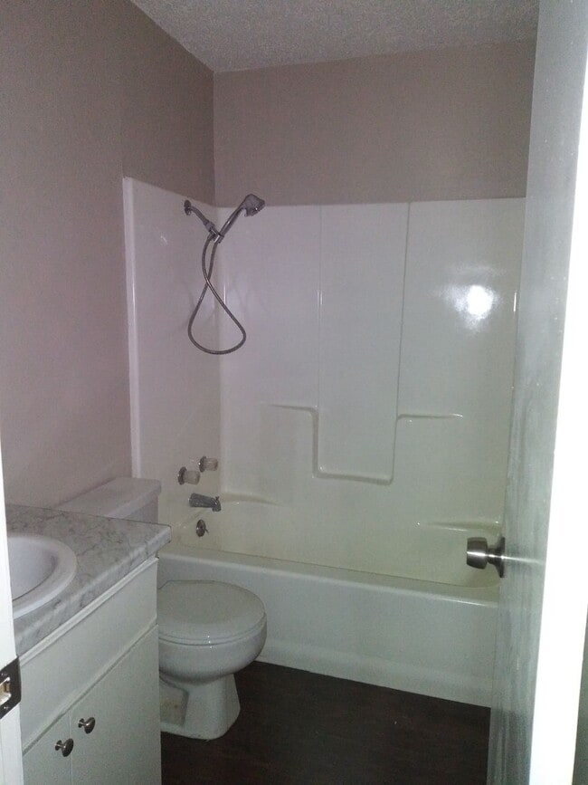 Building Photo - 518 Cypress St