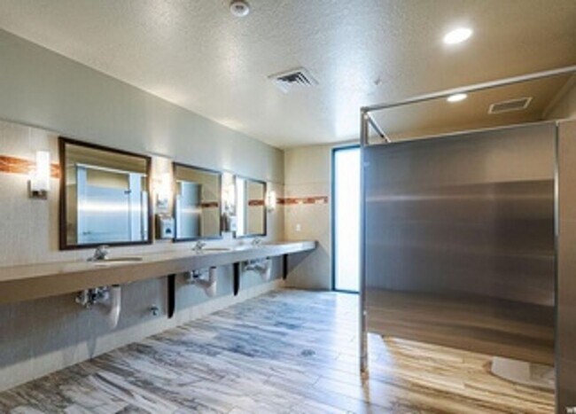 Building Photo - 82 Camino Borde