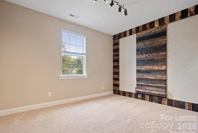 Building Photo - 1719 Sutter Creek Dr