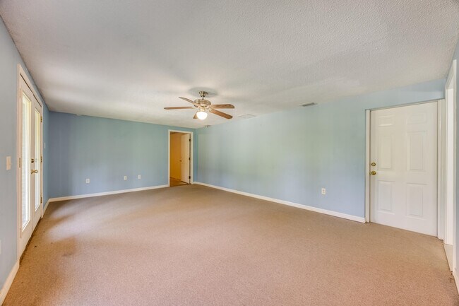 Building Photo - 4555 Wolf Track Ridge