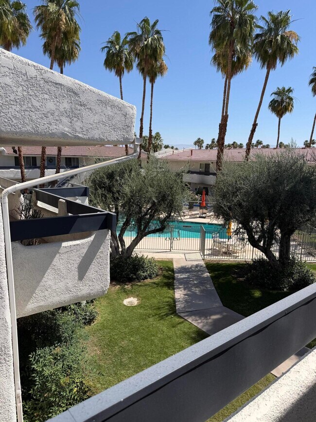 Building Photo - 1950 S Palm Canyon Dr