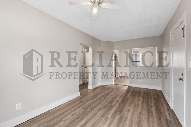 Building Photo - 5111 W Robinson St