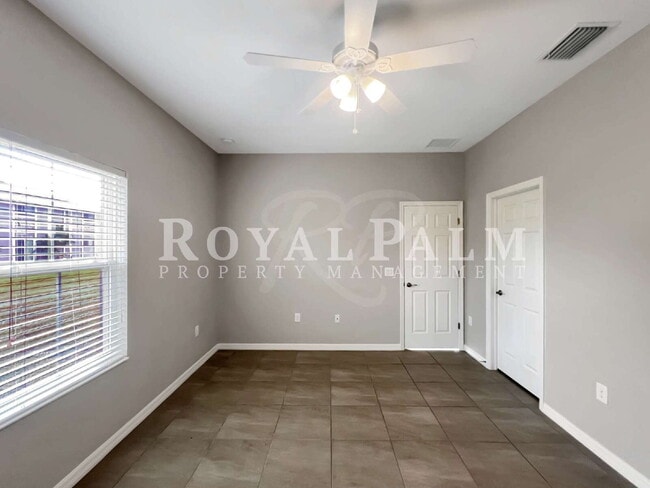 Building Photo - 1320 Trafalgar Pkwy