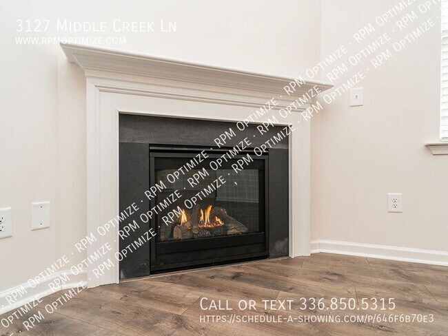 Building Photo - 3127 Middle Creek Ln