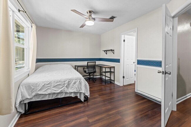 Building Photo - 1844 Nicklaus Dr