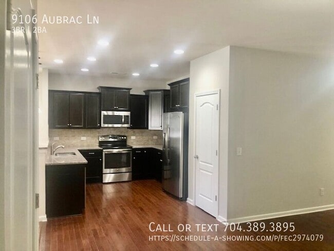 Building Photo - 9106 Aubrac Ln