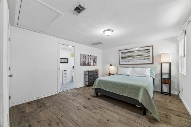 Building Photo - 510 S Belknap St