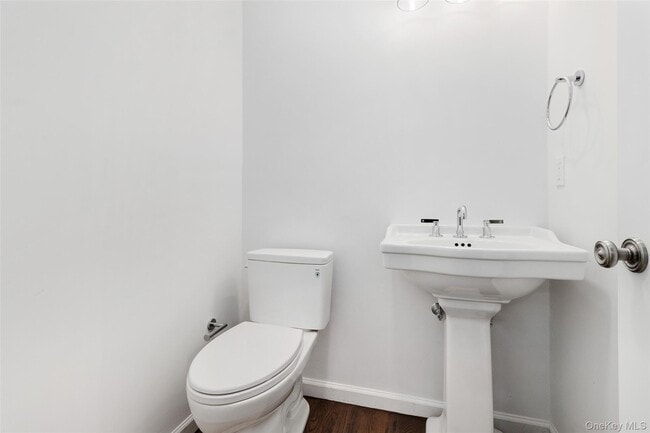 Building Photo - 91-93-93 Henry Ave