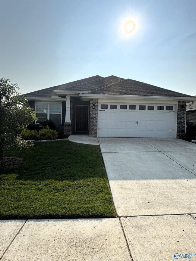 Primary Photo - 109 Ardsley Dr