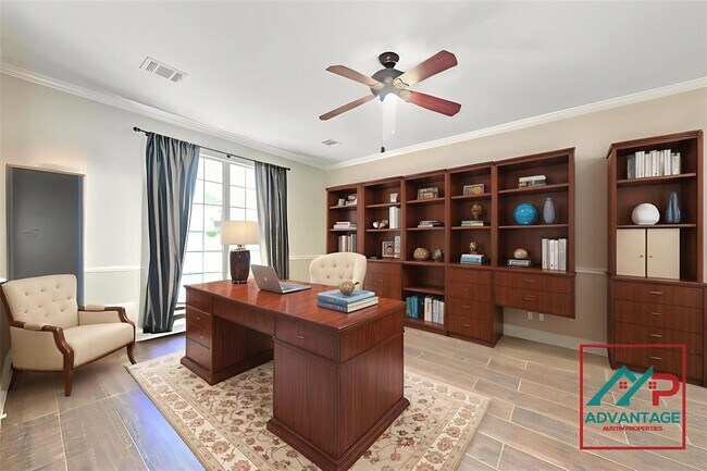 Building Photo - 8236 Phantom Canyon Dr