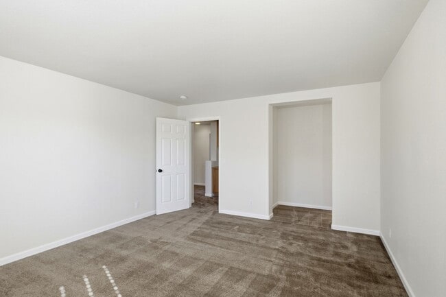 Building Photo - Seaview Ranch Neighborhood!