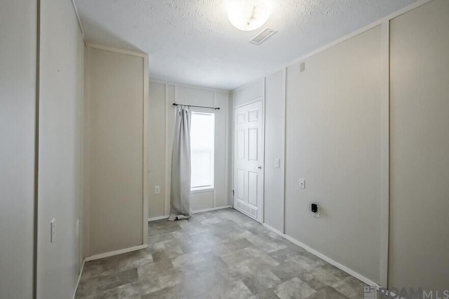 Building Photo - 12938 Laws Ln