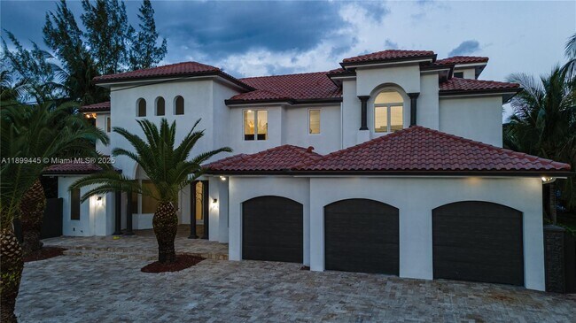 Building Photo - 112 NW 14th Way