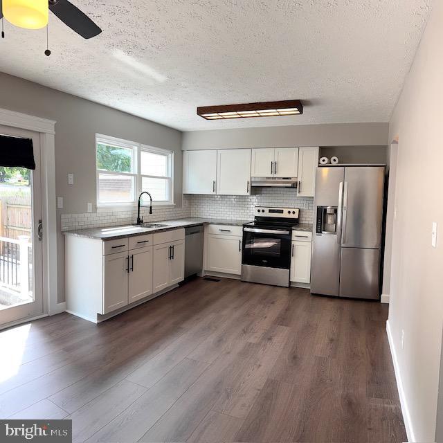 Building Photo - 1296 Holmespun Dr