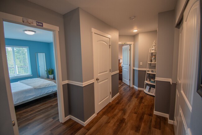 Building Photo - 161 N Harvey Terrace Dr