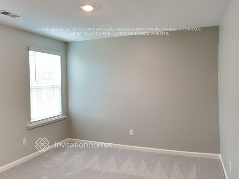 Building Photo - 42 Rivulet Dr
