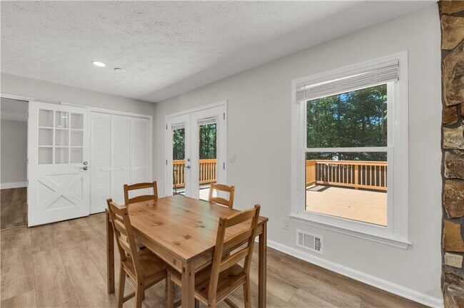 Building Photo - 5722 Port Dr