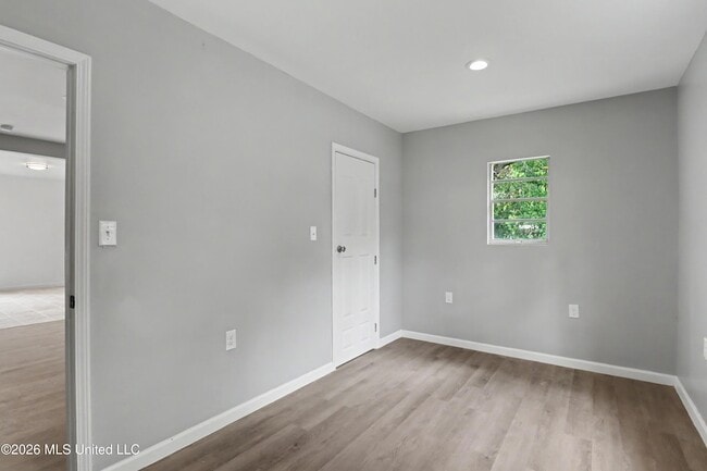 Building Photo - 9424 Daisy Vestry Rd