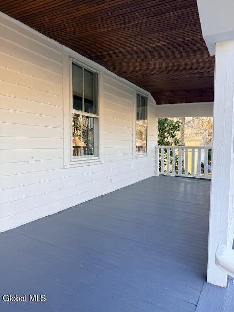 Building Photo - 226 N Greenbush Rd