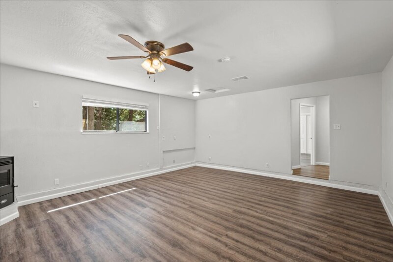 Building Photo - 5291 Buckhorn Rd