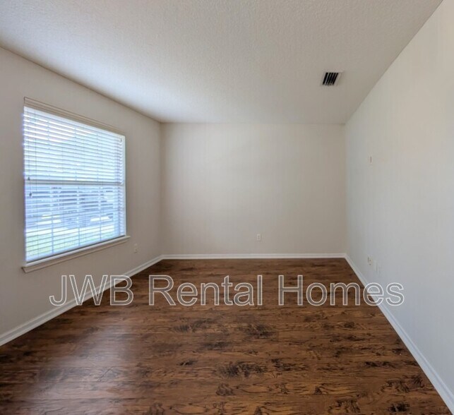Building Photo - 3060 Havengate Dr