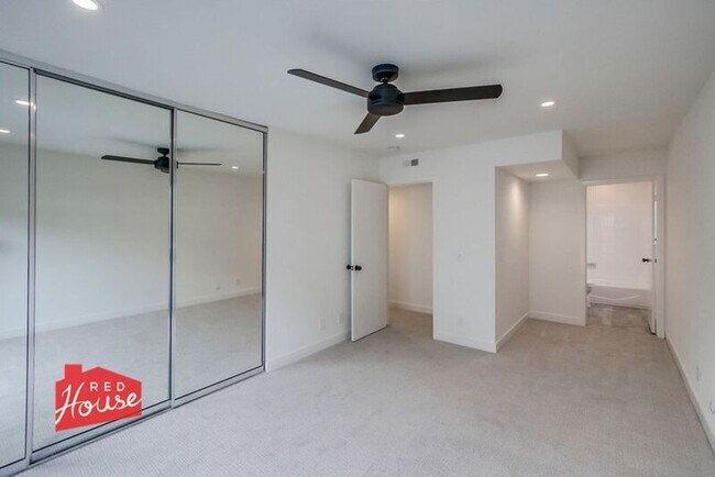 Building Photo - 408 Bristol Rd