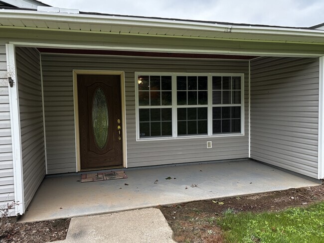 Building Photo - 1526 US-64