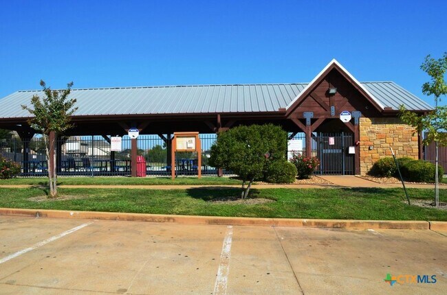 Building Photo - 9611 Raeburn Court