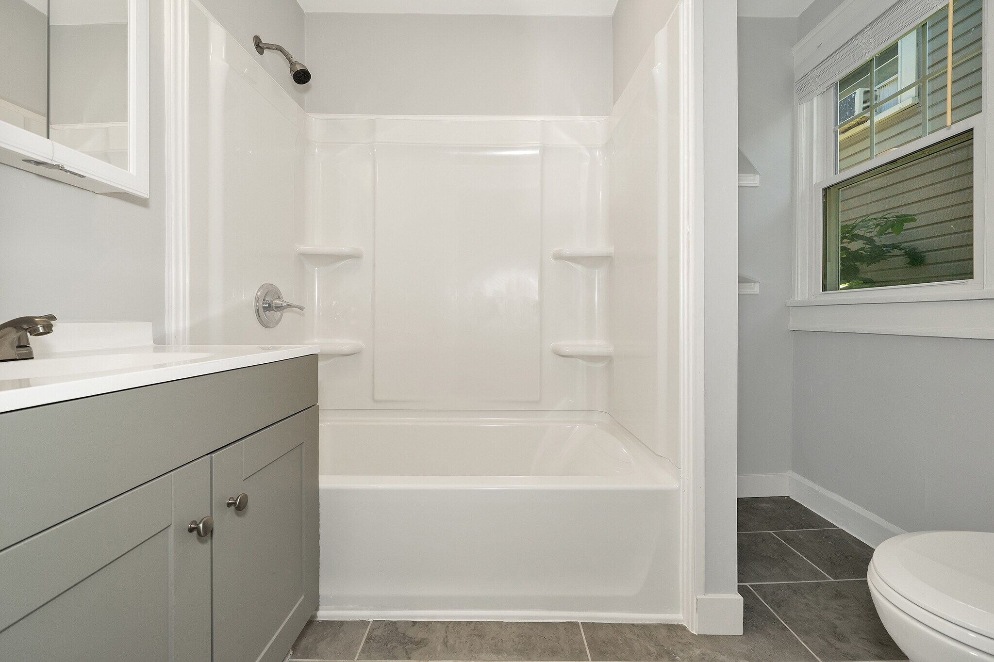 Building Photo - 3343 Carrollton Ave