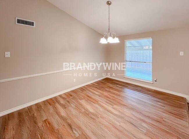 Building Photo - 4426 Mint Dr