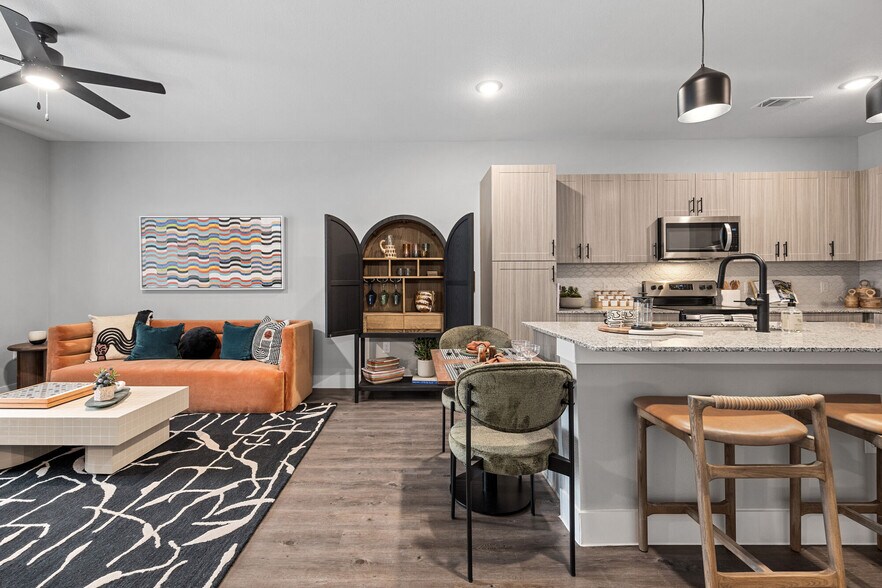 Primary Photo - The Post at Parmer