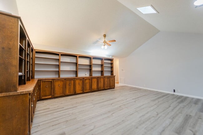 Building Photo - 6 Sonora Way