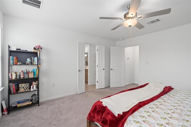 Building Photo - 1617 Purple Martin Dr